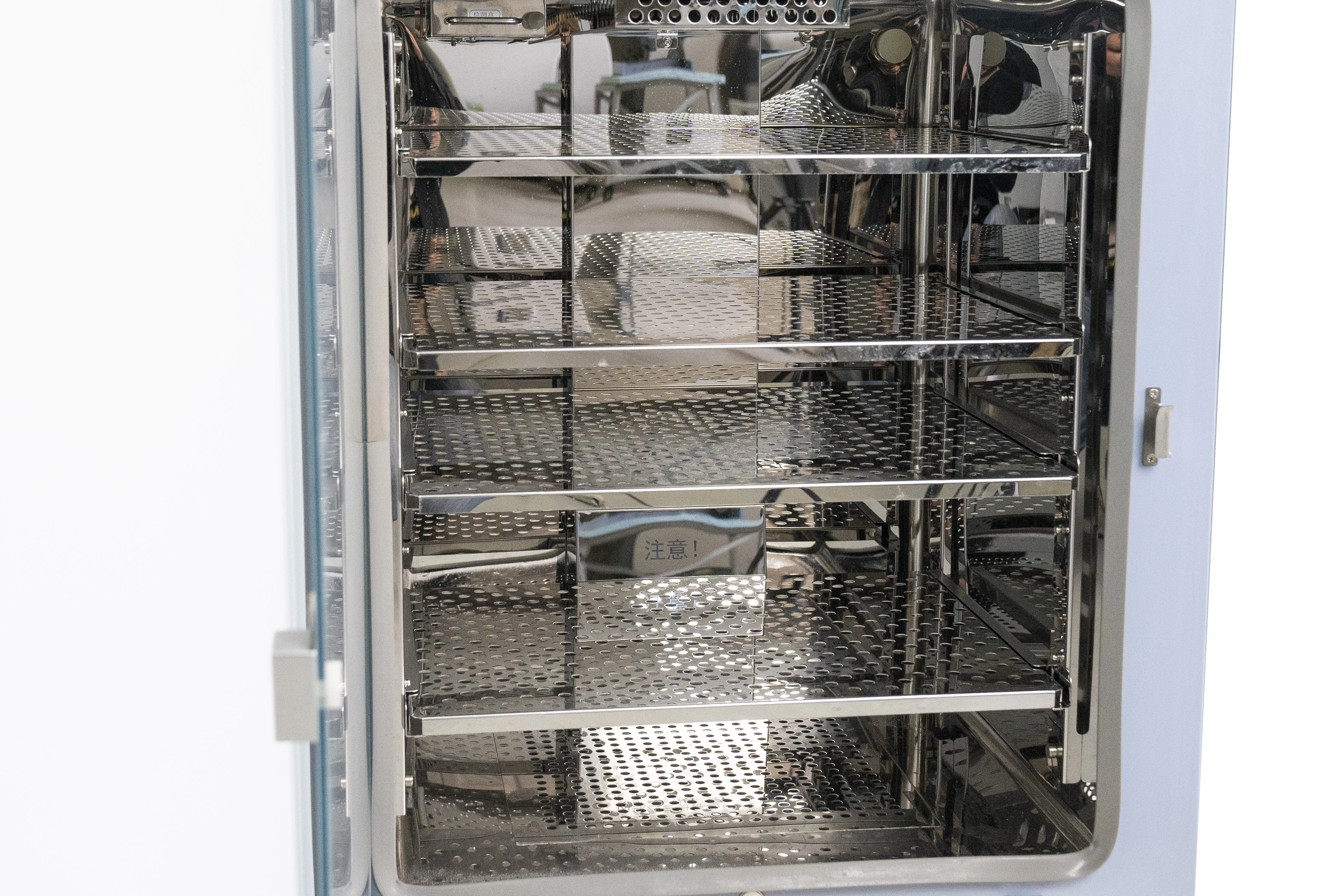BIOSCIENCES 90L Medical Labora - Incubator Co2 Lab のレビューと価格