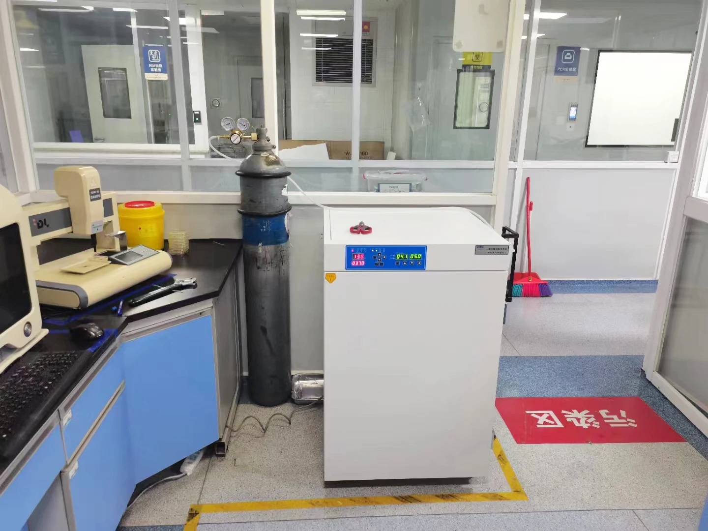 IKEME Microbiology Laboratory  - Incubator Co2 Lab のレビューと価格